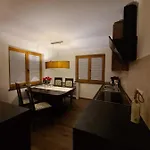 Huber Apartment *