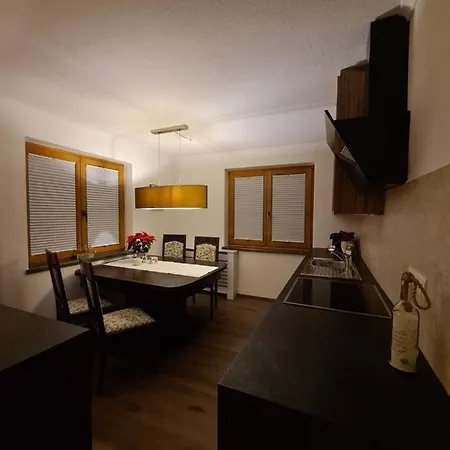 Huber Apartment *